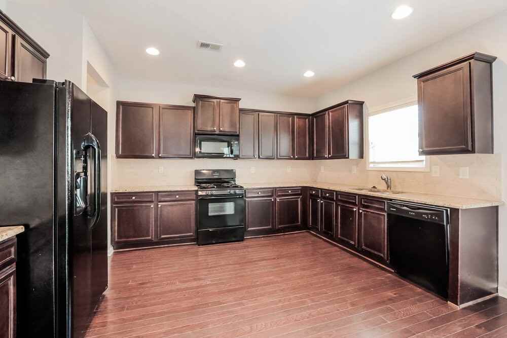 825 Westmoreland Ln - Photo 6 of 19