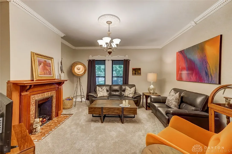 344 Park Drive - Photo 3 of 20