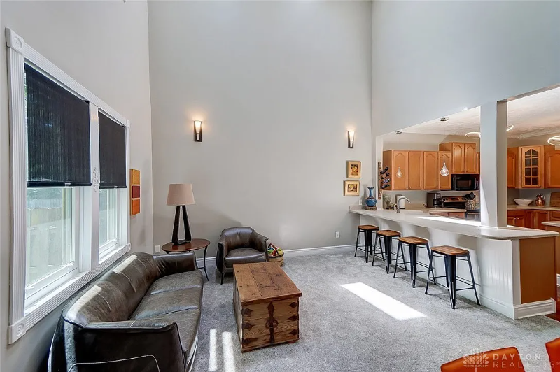 344 Park Drive - Photo 7 of 20