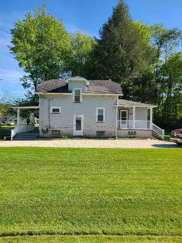 2292 S Canal St - Photo 2 of 19