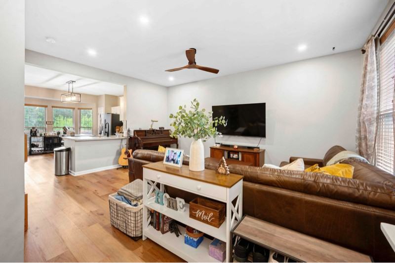 7005 Manahoac Pl - Photo 2 of 27