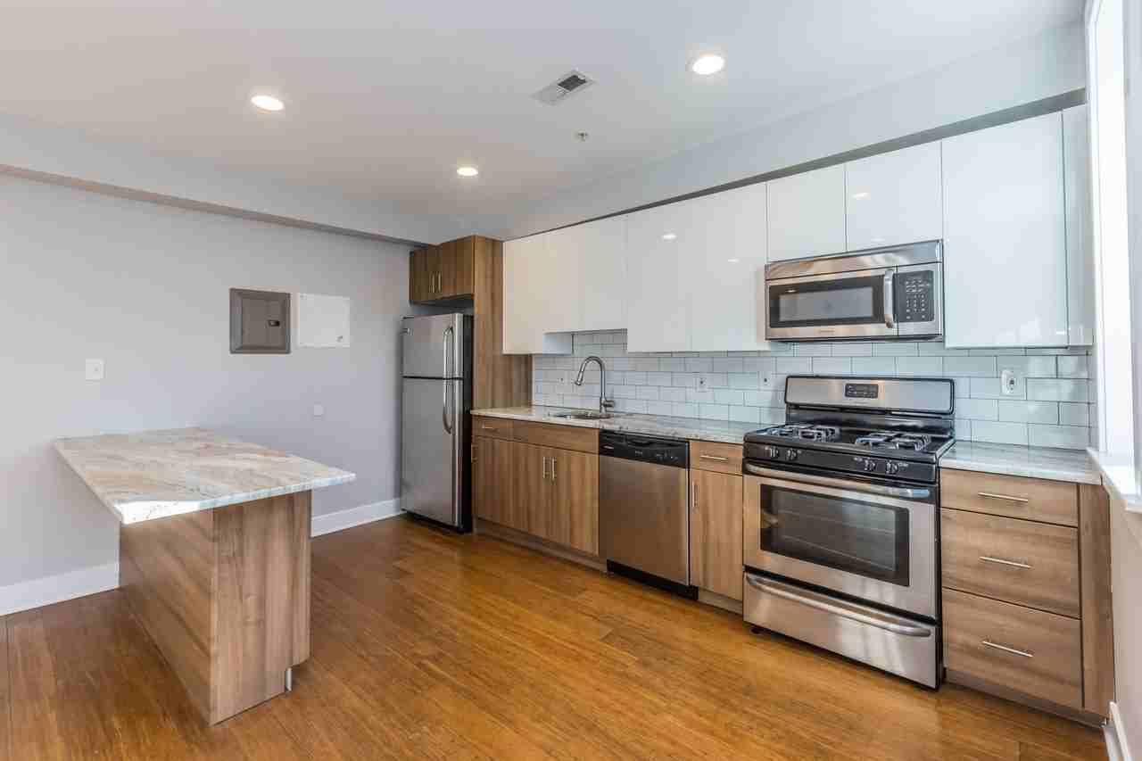 0011 Cricket (Residential) - Photo 3 of 32