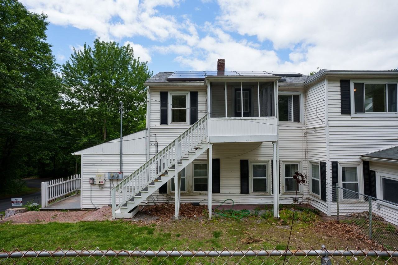 341 W Mitchell St - Photo 2 of 22