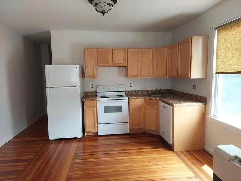 16 Lilley St #FL2 - Photo 2 of 7