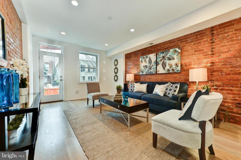 Morton St Nw #758 - Photo 3 of 12