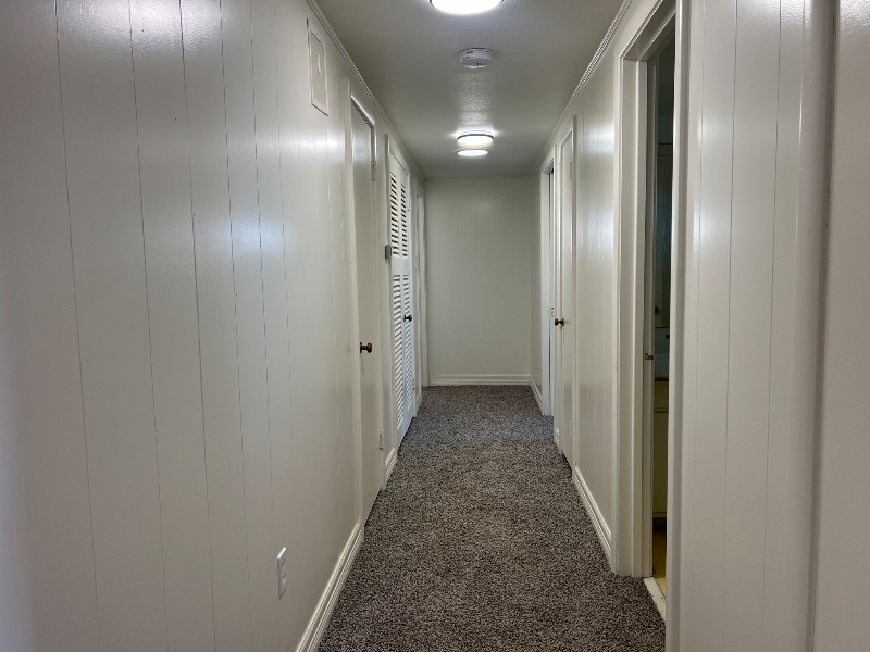 1001 E Cardwell St - Photo 2 of 19