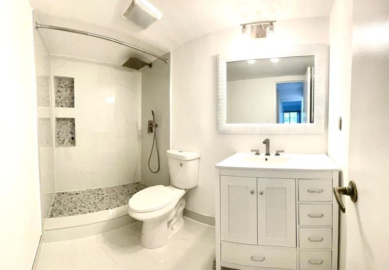 4800 Nw 79th Ave - Photo 4 of 16