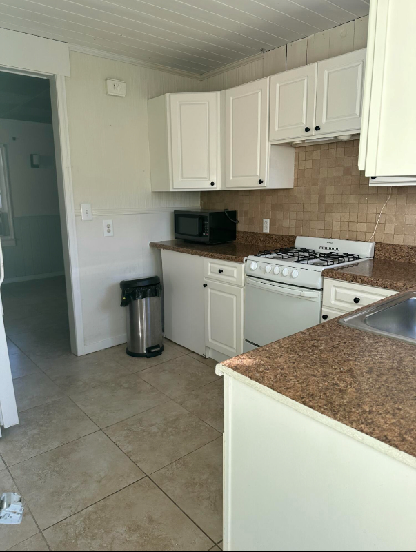 727 S M St #2 - Photo 2 of 13