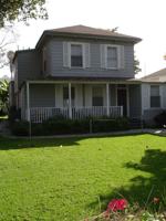 featured image of 711 De La Vina St