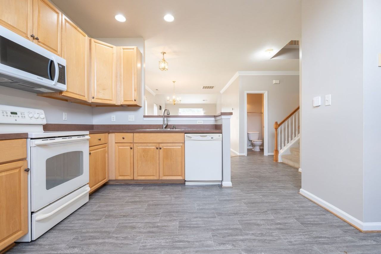 4022 Holston Ct - Photo 2 of 49