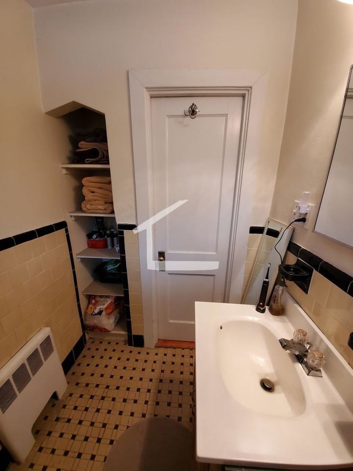 22 Breck Avenue - Photo 4 of 13