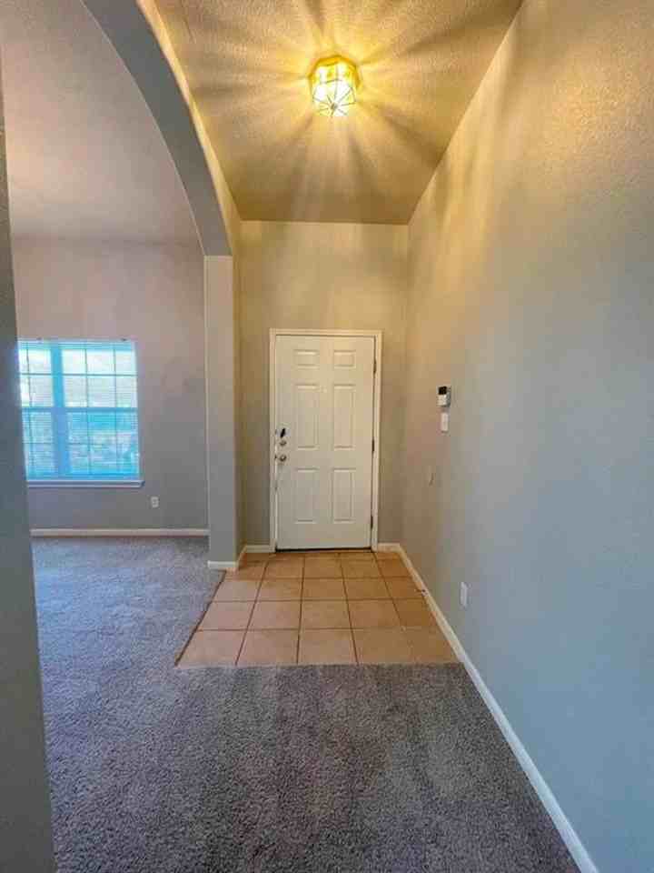 2305 Bakers Way - Photo 7 of 46