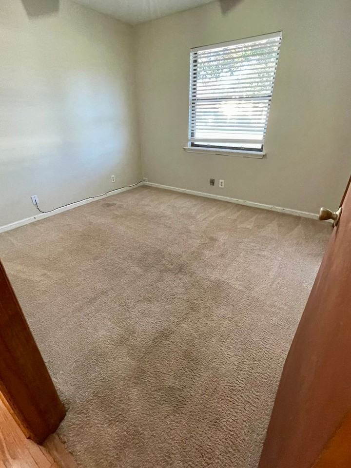 154 Greenacre Cir N - Photo 6 of 13