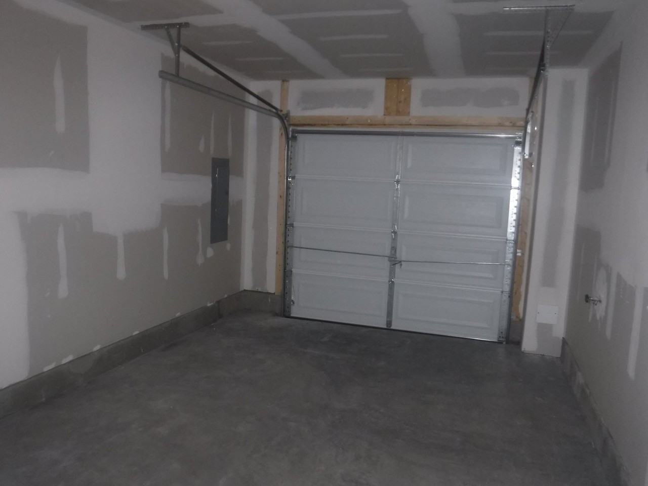 202 Magellan Dr - Photo 2 of 12