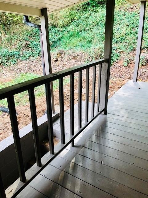 105 N Spruce St - Photo 6 of 37