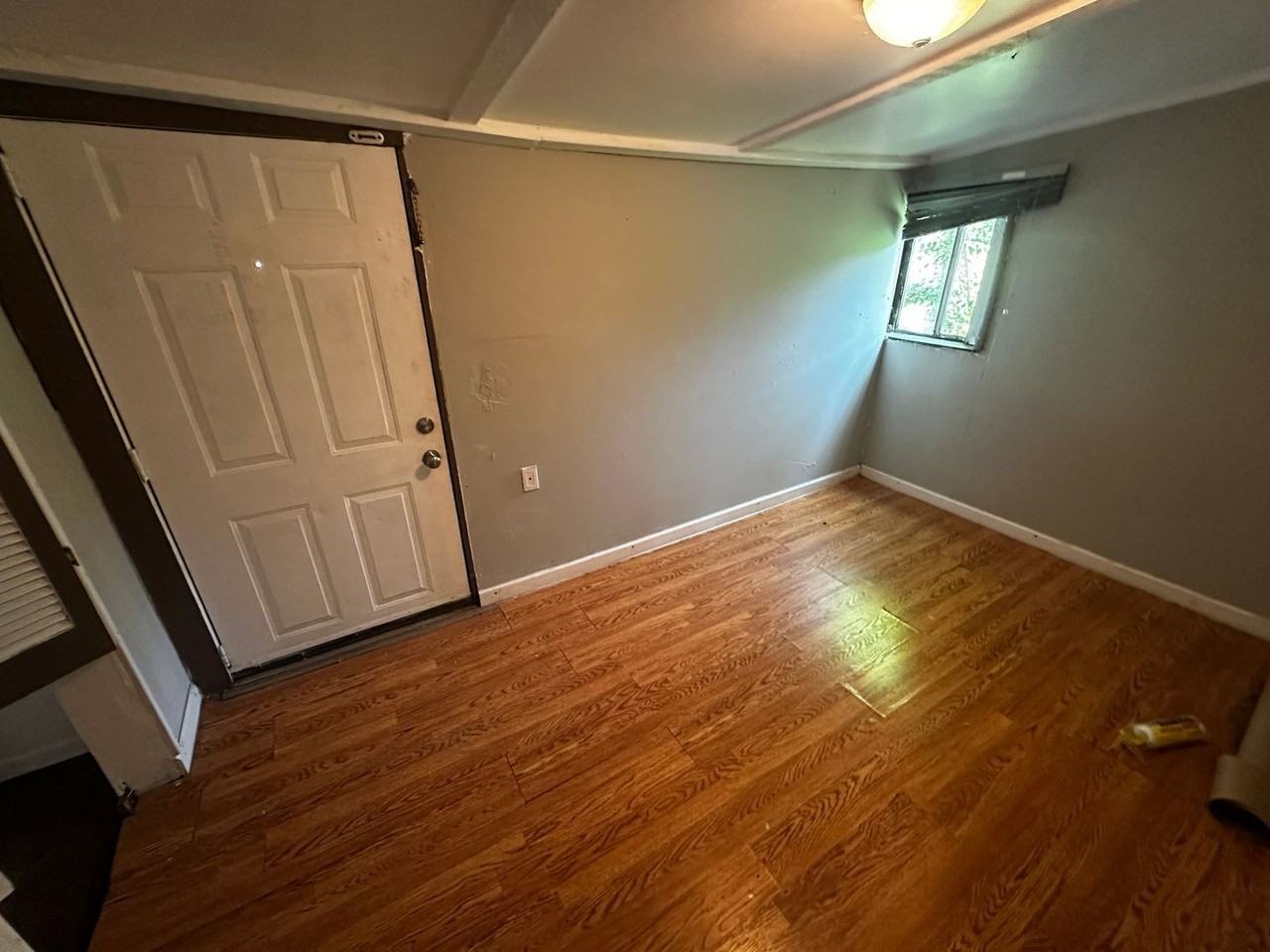 1814 Savannah Ave - Photo 2 of 6