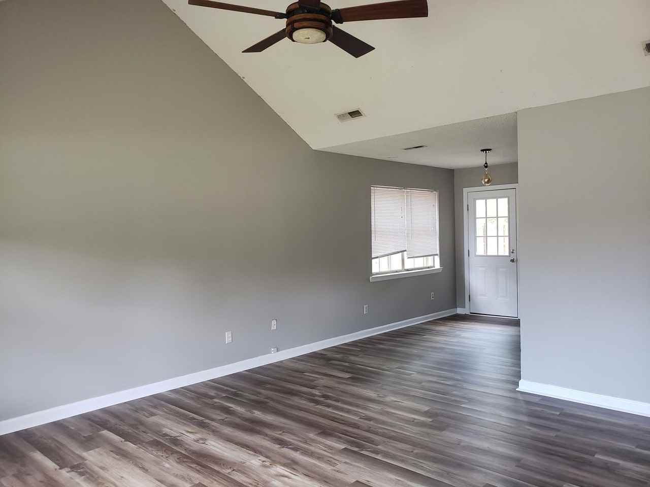 664 Demere St - Photo 2 of 13