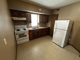 featured image of 226 E Hyde Park Ave