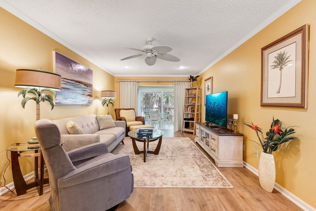 4126 Belair Ln - Photo 2 of 37