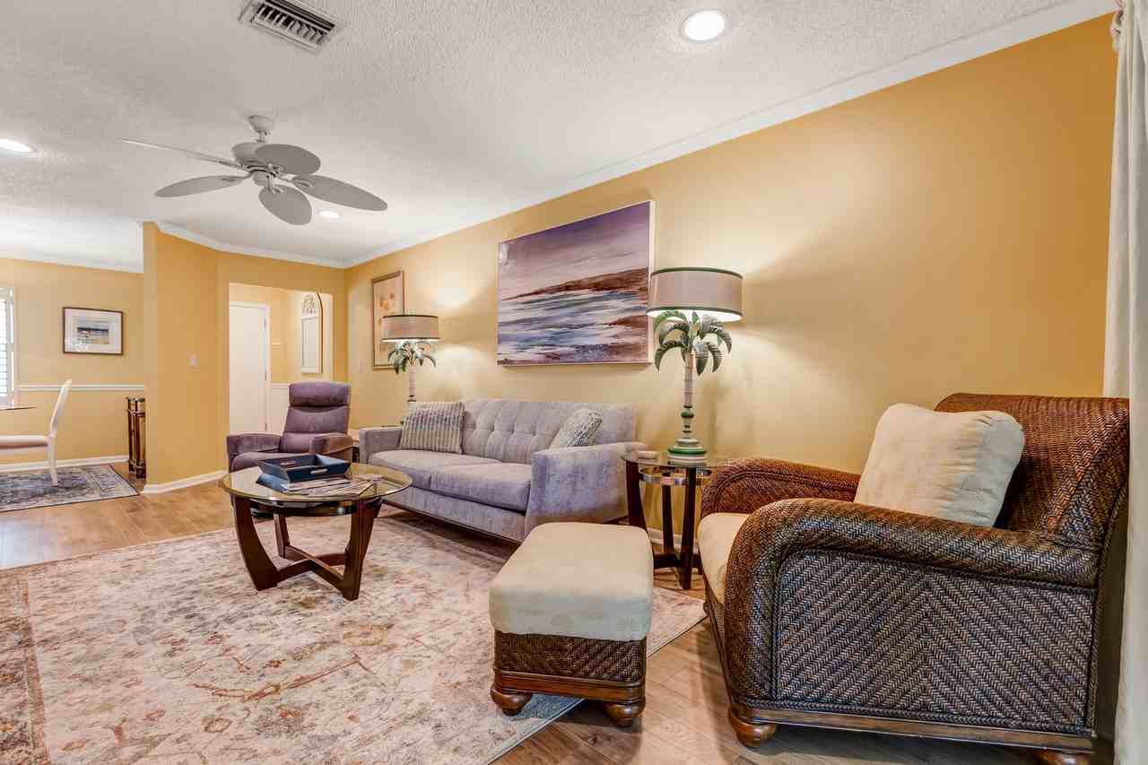 4126 Belair Ln - Photo 3 of 37