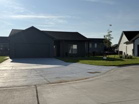 1923 E Sutton Ct #NA - Photo 1 of 1