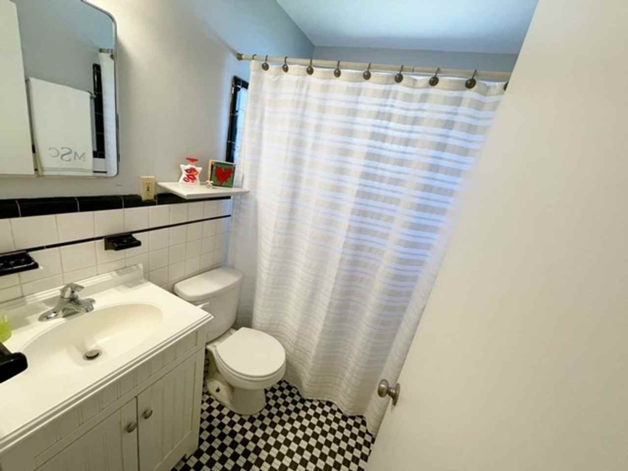 1103 Marcia Rd - Photo 7 of 11