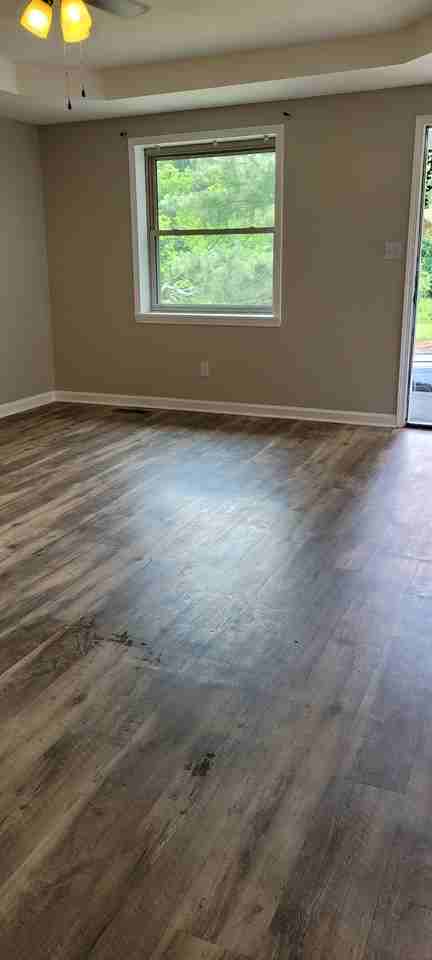 516 Rogers Ln #NA - Photo 4 of 20