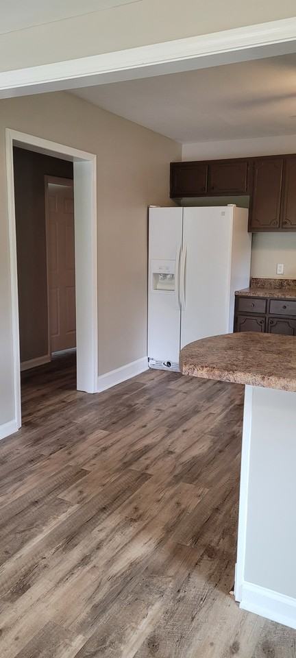 516 Rogers Ln #NA - Photo 5 of 20