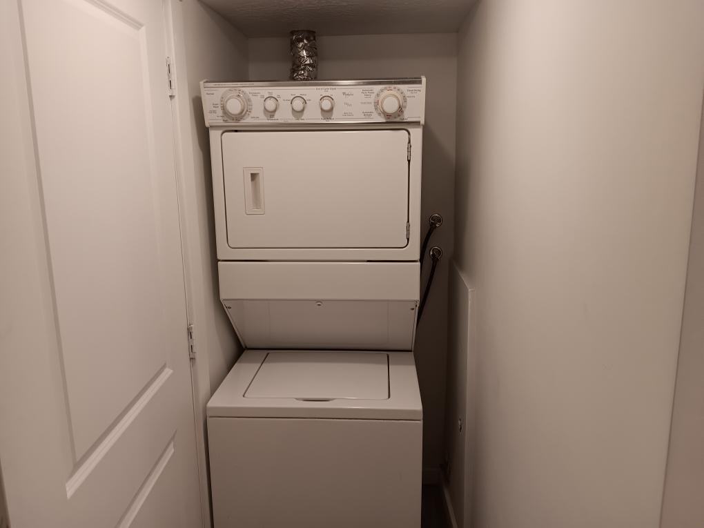 1910 N 90 W #1912 - Photo 2 of 2