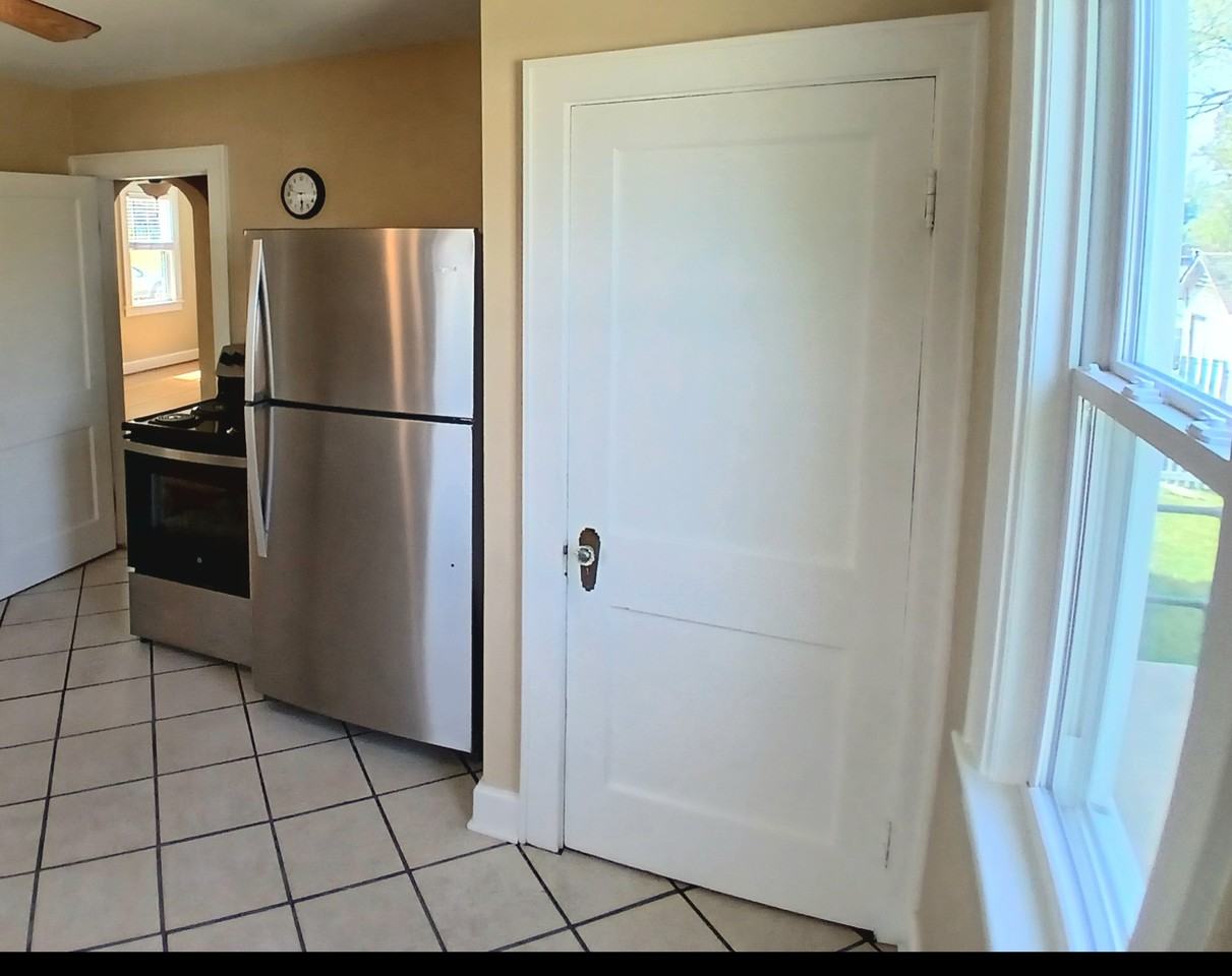 199 N Bath Ave #NA - Photo 5 of 14