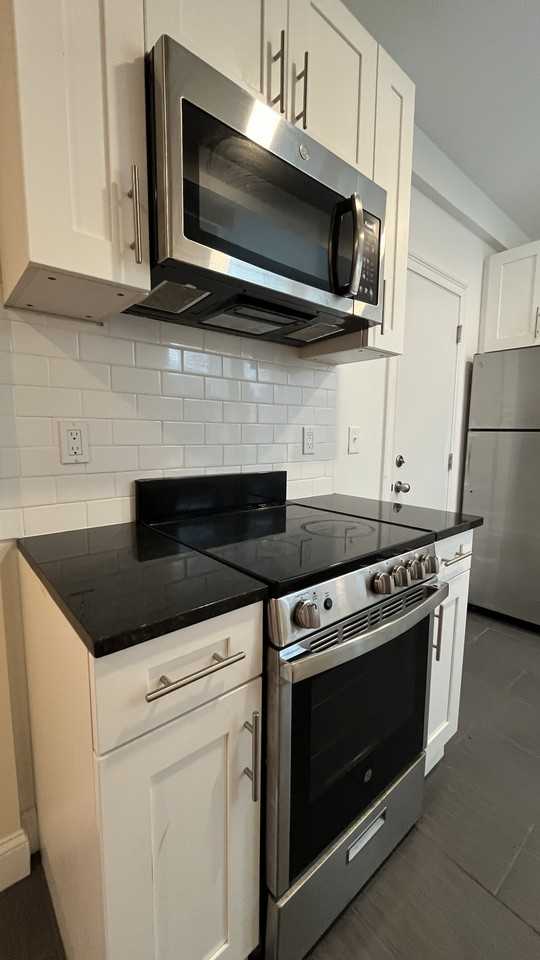 123 Sutherland Road #A - Photo 2 of 8