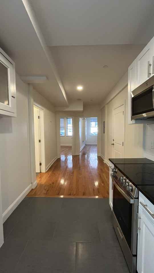 123 Sutherland Road #A - Photo 3 of 8