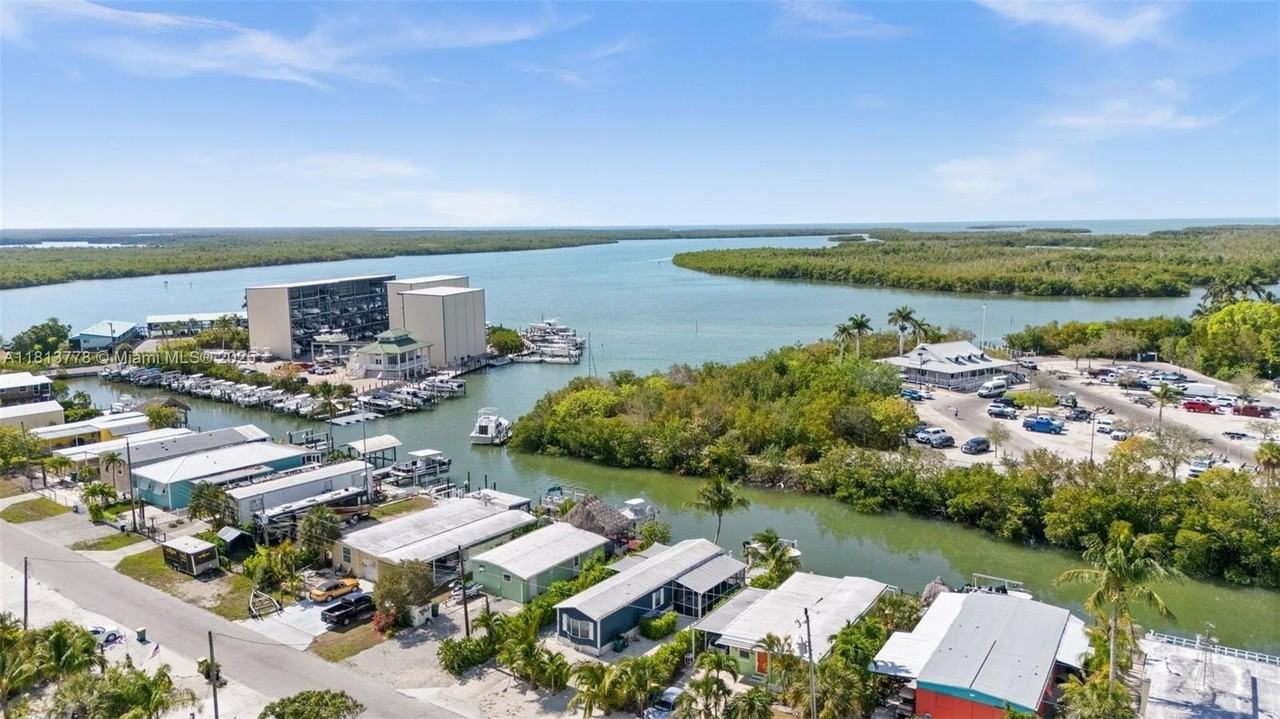 648 Palm St #0 - Photo 4 of 36