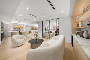 5255 Collins Ave #2J - Photo 1 of 1