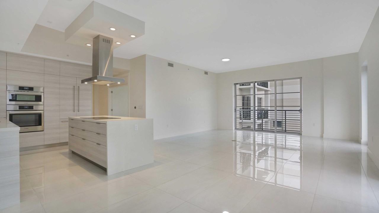 155 E Boca Raton Rd #620