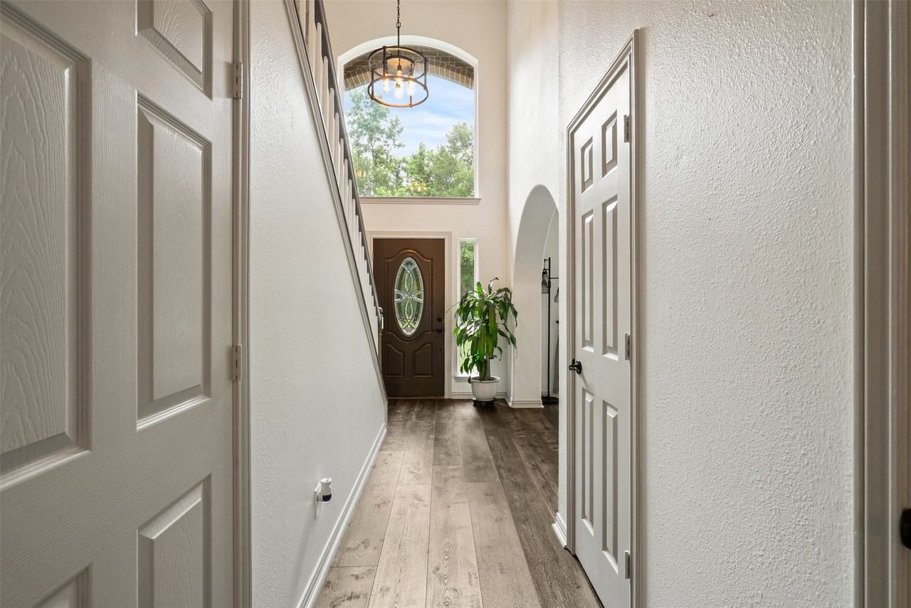 400 Cumberland Trl - Photo 3 of 29