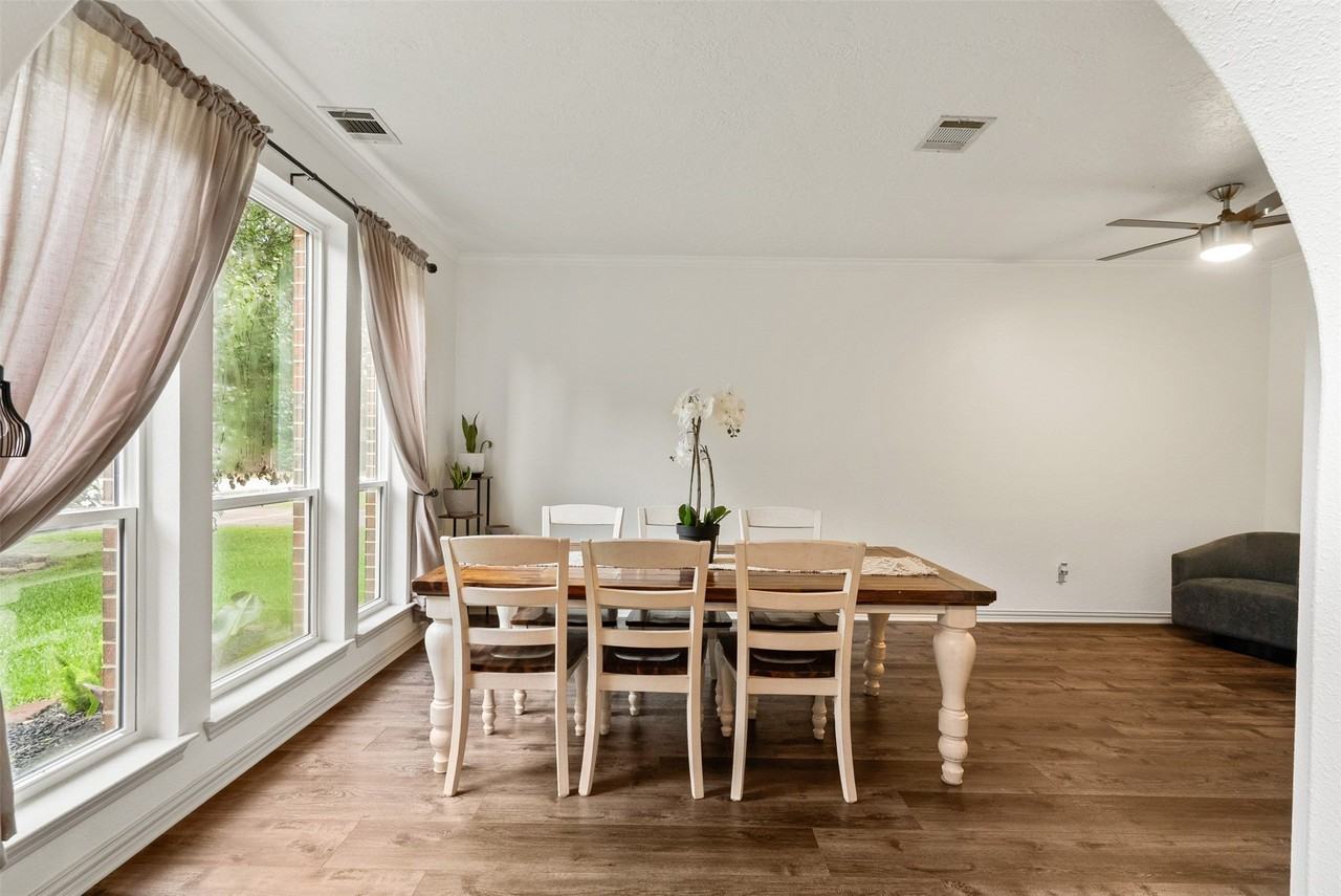 400 Cumberland Trl - Photo 5 of 29