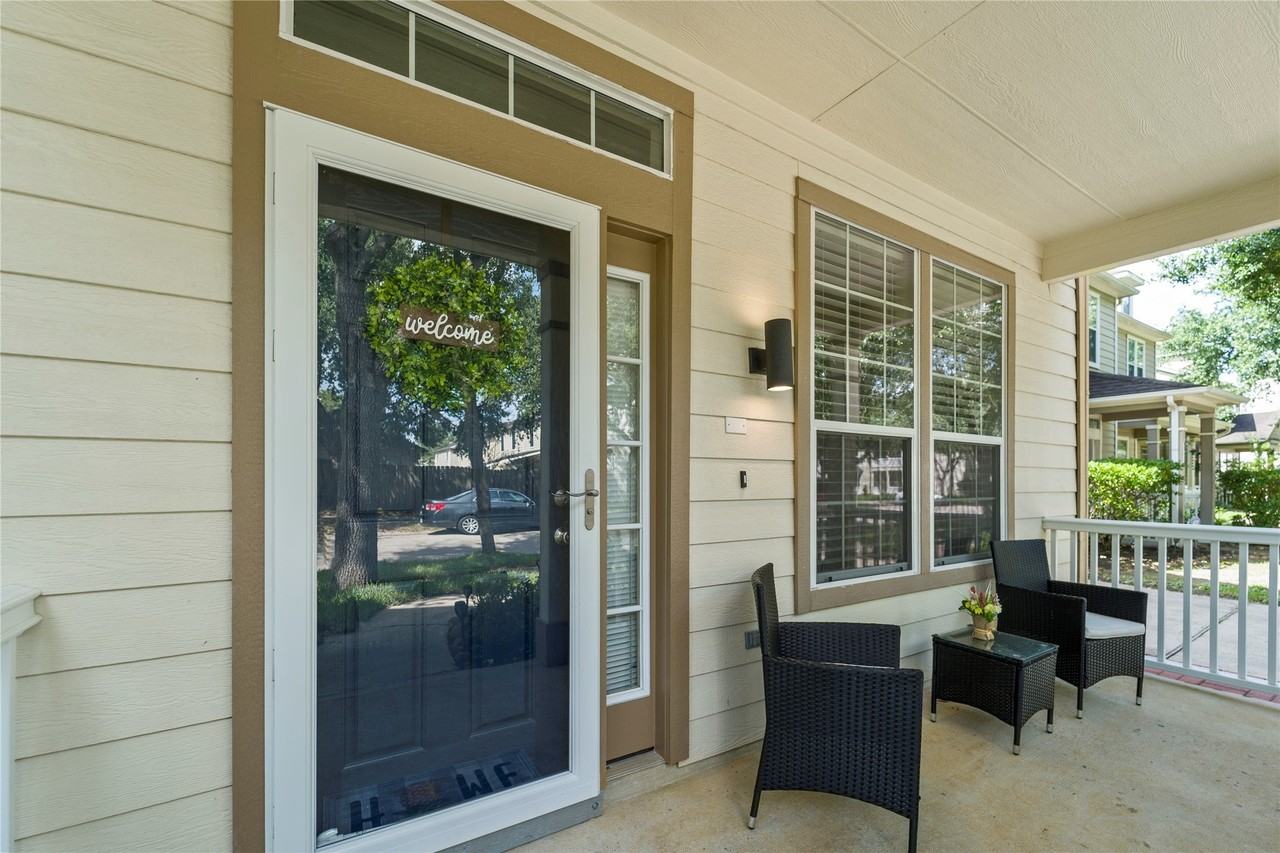 3412 Glenmore Meadow Dr - Photo 3 of 39