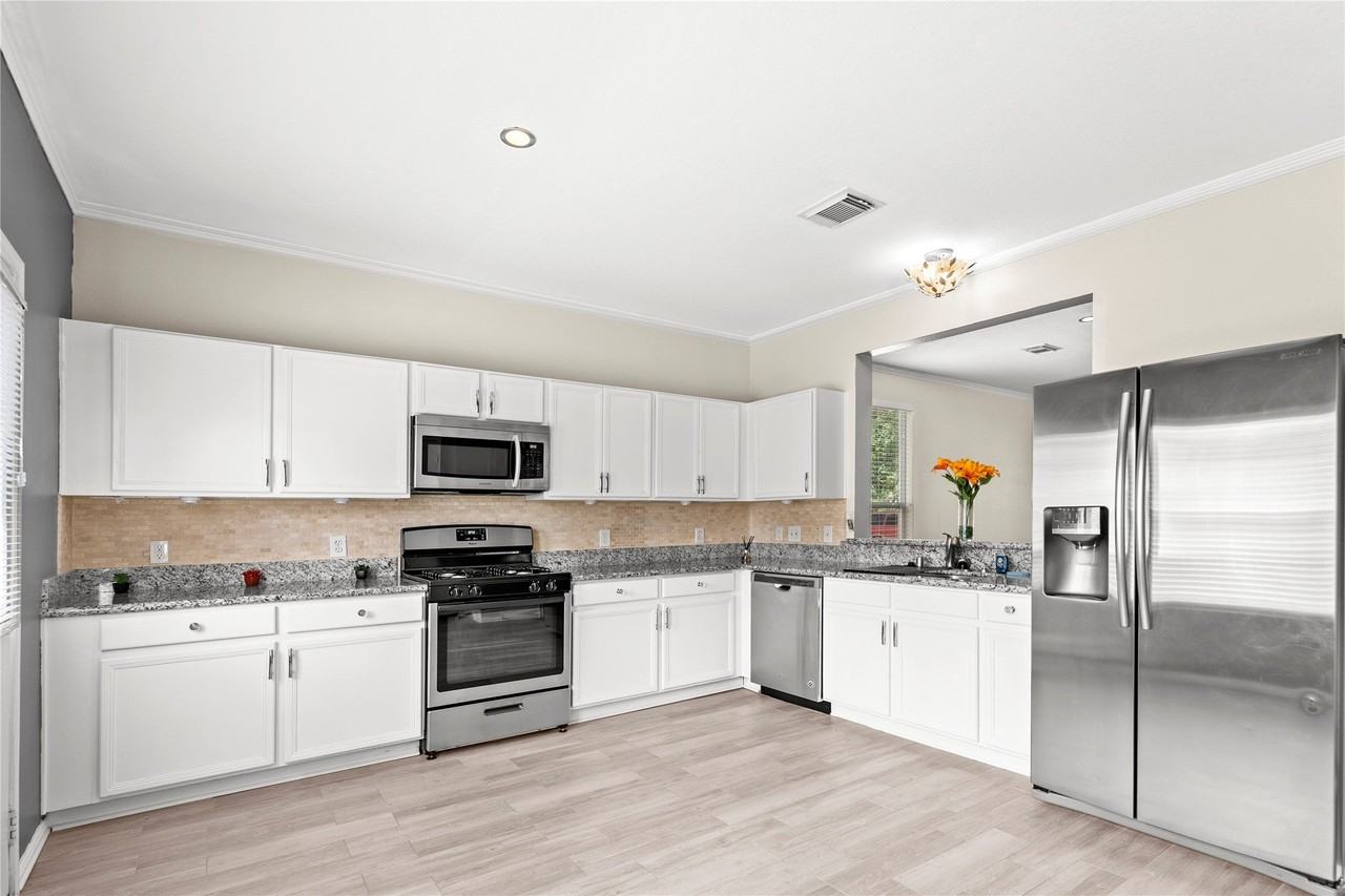 3412 Glenmore Meadow Dr - Photo 5 of 39