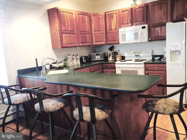 2504 Saint Paul St - Photo 3 of 8