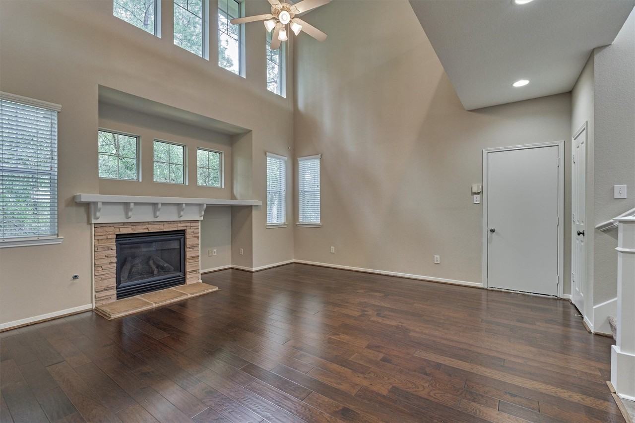 83 Woodlily Place Place - Photo 6 of 35