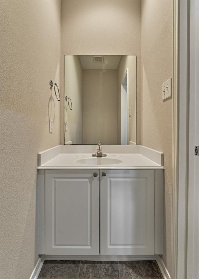 83 Woodlily Place Place - Photo 7 of 35