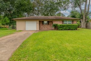 featured image of 8775 Greenridge Ln