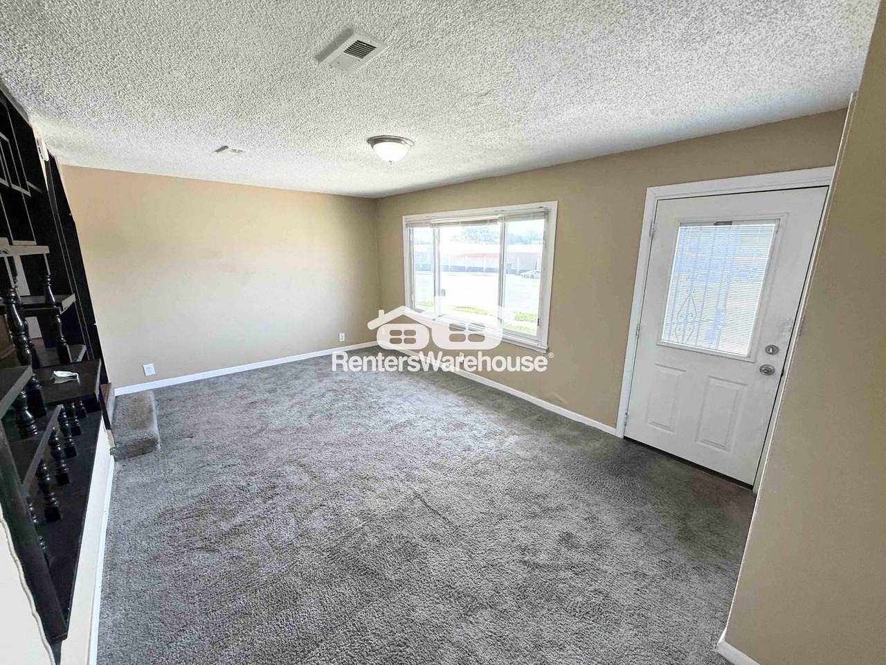 6802 Longview Rd - Photo 2 of 18