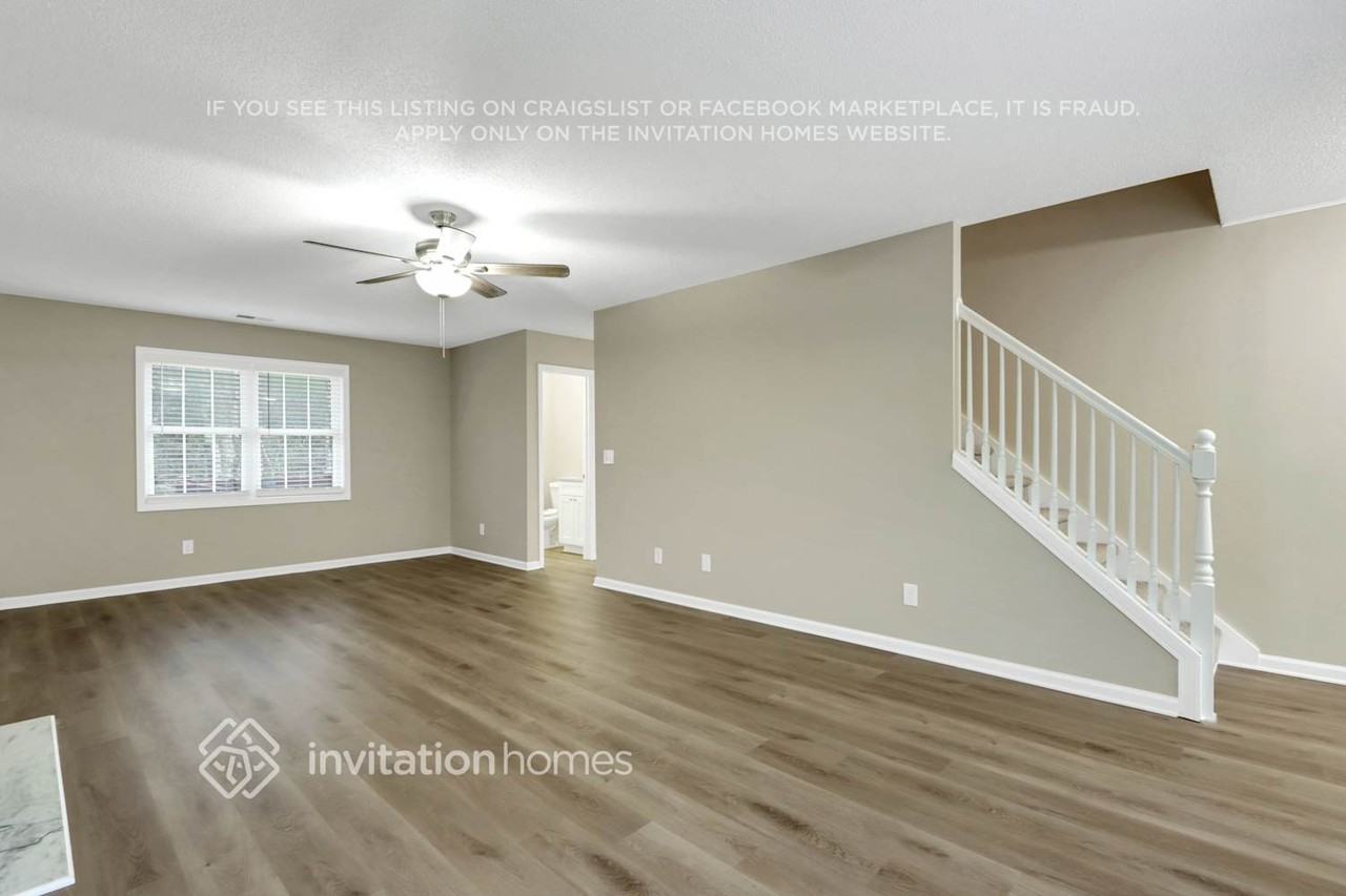 675 Clemson Ln - Photo 3 of 15
