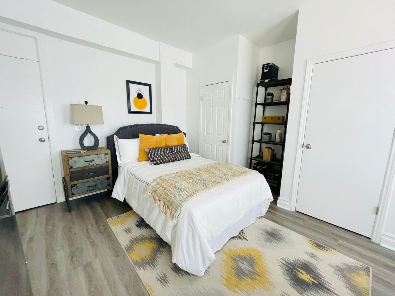 Landmark Towers - Photo 5 of 35