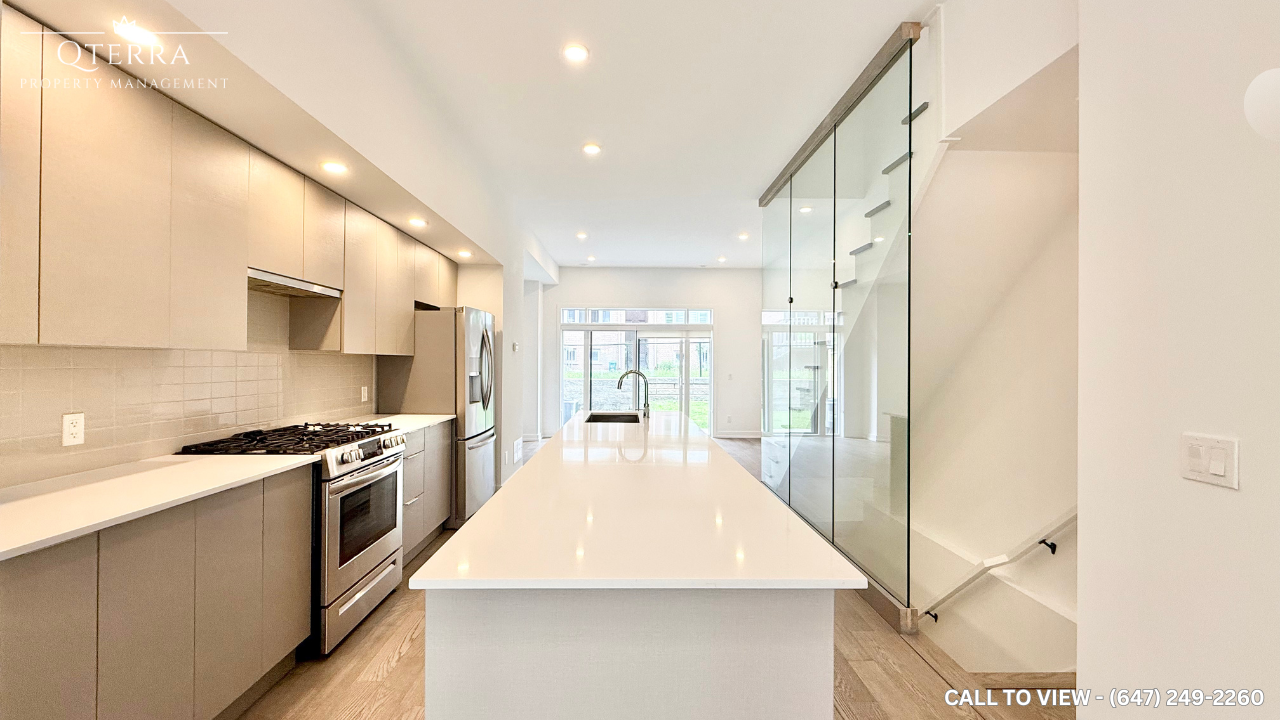 235-3074 Sixth Line, Oakville, Ontario L6M 1P8 - Photo 3 of 25