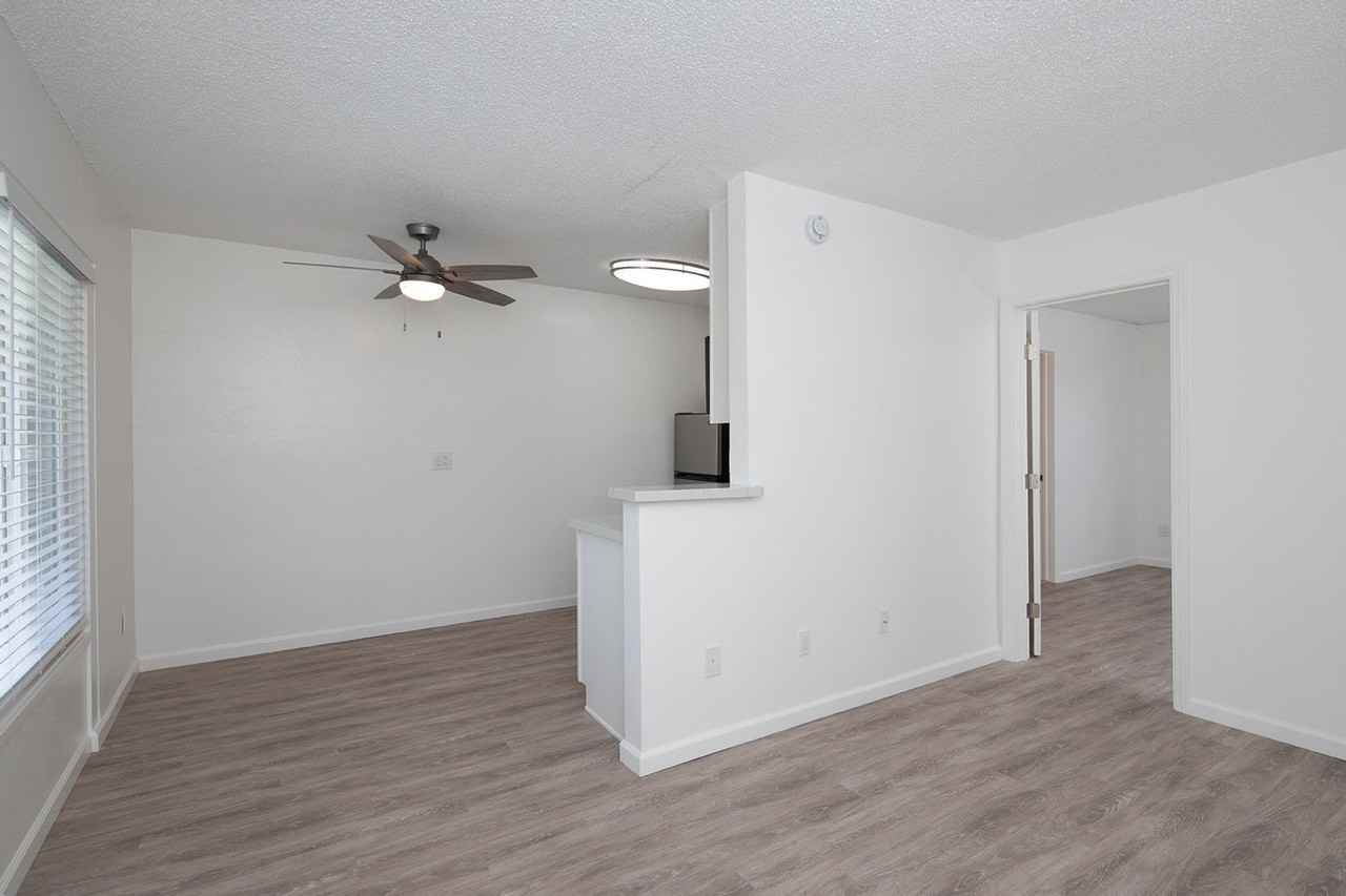 Aztec Pacific Apartments - Photo 7 of 12