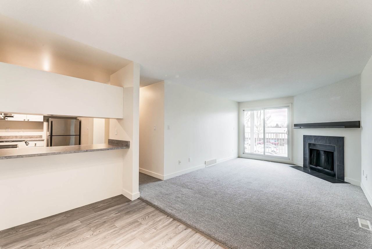 Suncourt Place - Photo 2 of 5