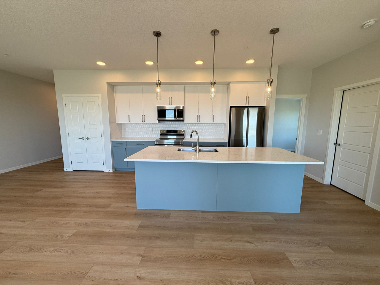 550 Belmont Street Southwest 3413 - Photo 3 of 38